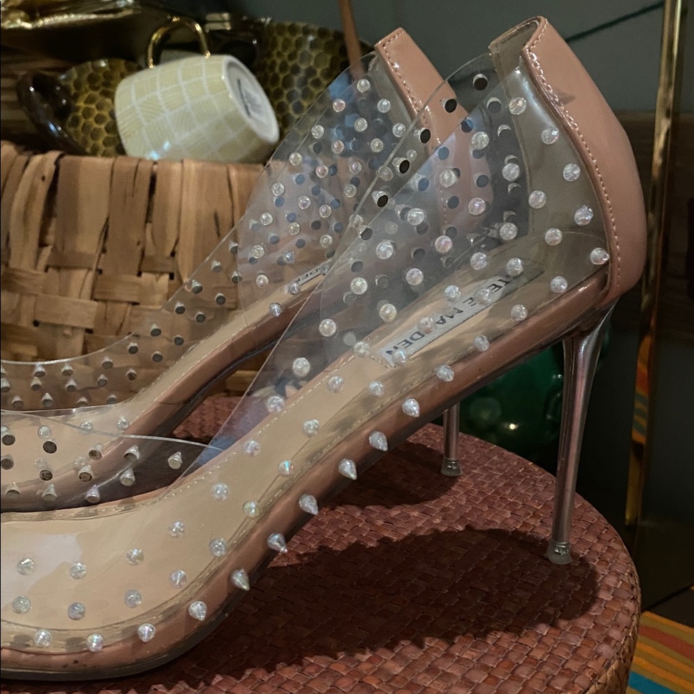Steve Madden Tolima Clear Ecru High Heel Womens Size 9.5M Pumps Silver Studded - Picture 2 of 16